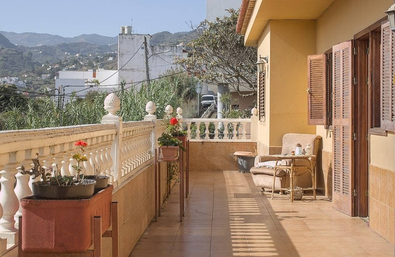 5 slaapkamer Villa te koop in Teror met garage - € 284.970 (Ref: 9422457)