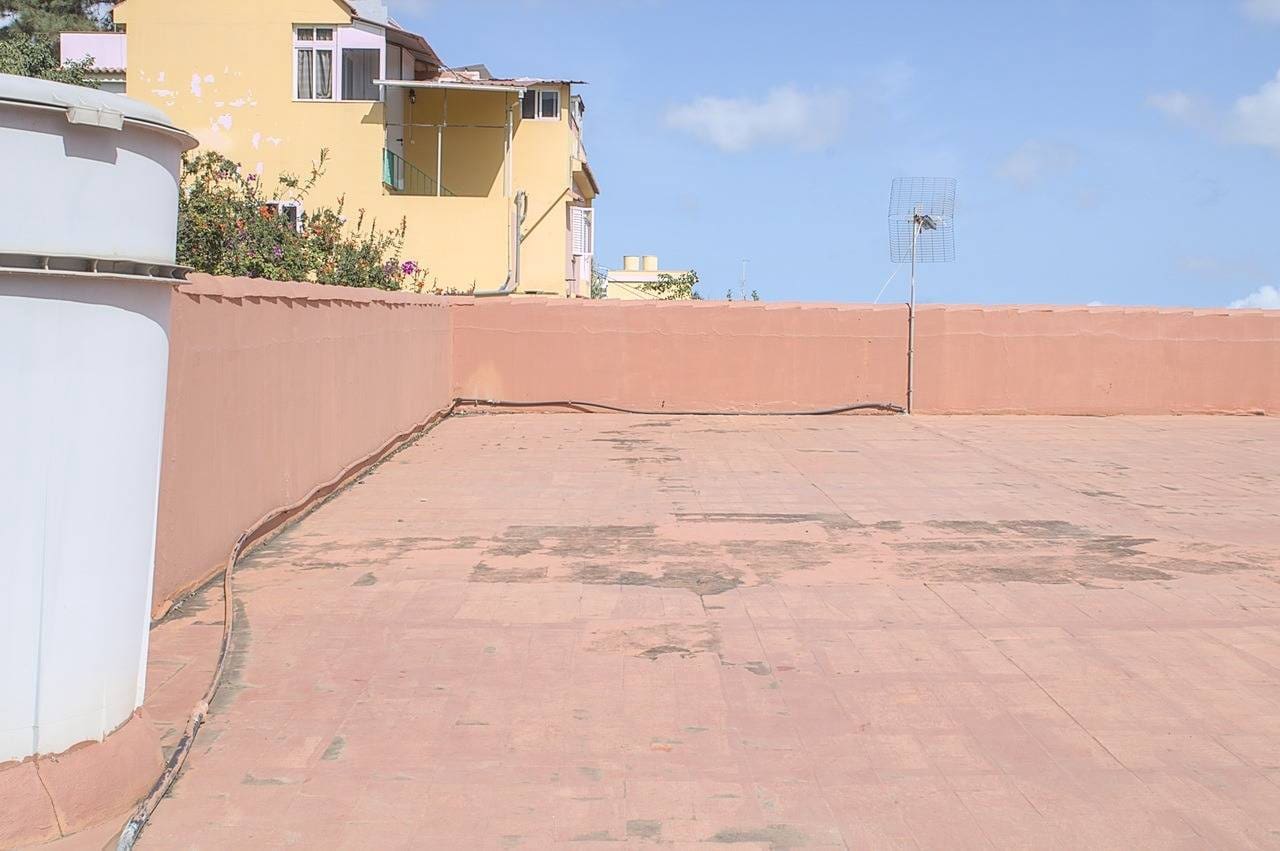 5 slaapkamer Villa te koop in Teror met garage - € 284.970 (Ref: 9422457)