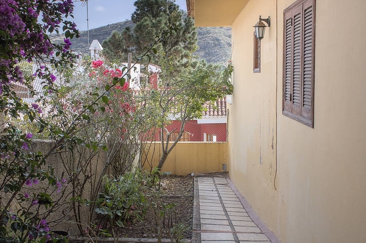 5 slaapkamer Villa te koop in Teror met garage - € 284.970 (Ref: 9422457)