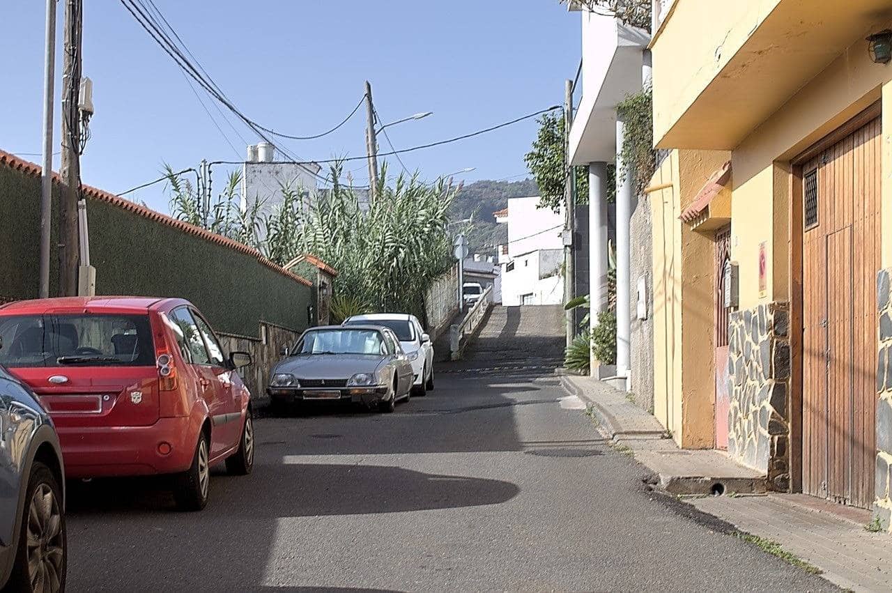 5 soveværelse Villa til salg i Teror med garage - € 284.970 (Ref: 9422457)