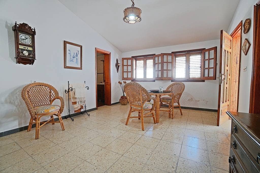 5 slaapkamer Huis te koop in Valleseco met garage - € 249.000 (Ref: 9422458)