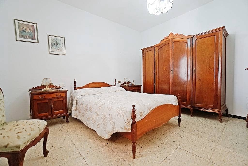 5 slaapkamer Huis te koop in Valleseco met garage - € 249.000 (Ref: 9422458)