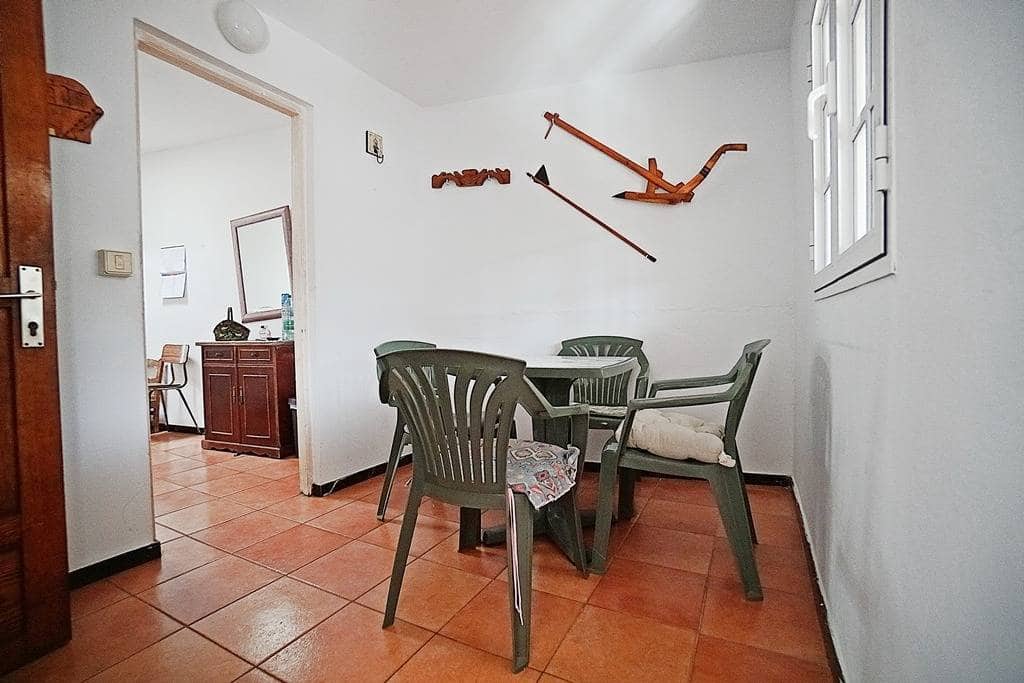 5 slaapkamer Huis te koop in Valleseco met garage - € 249.000 (Ref: 9422458)