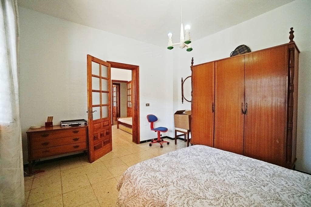 5 soveværelse Byhus til salg i Valleseco med garage - € 249.000 (Ref: 9422458)