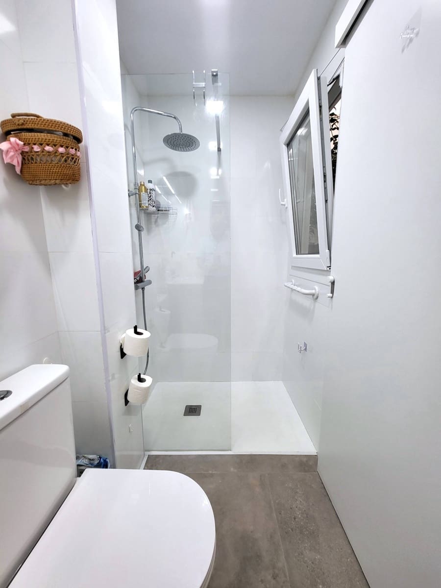 1 soverom Leilighet til leie i Las Palmas de Gran Canaria - € 1 050 (Ref: 9431077)