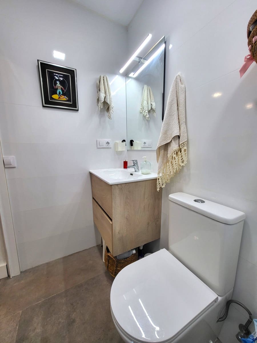 1 soverom Leilighet til leie i Las Palmas de Gran Canaria - € 1 050 (Ref: 9431077)