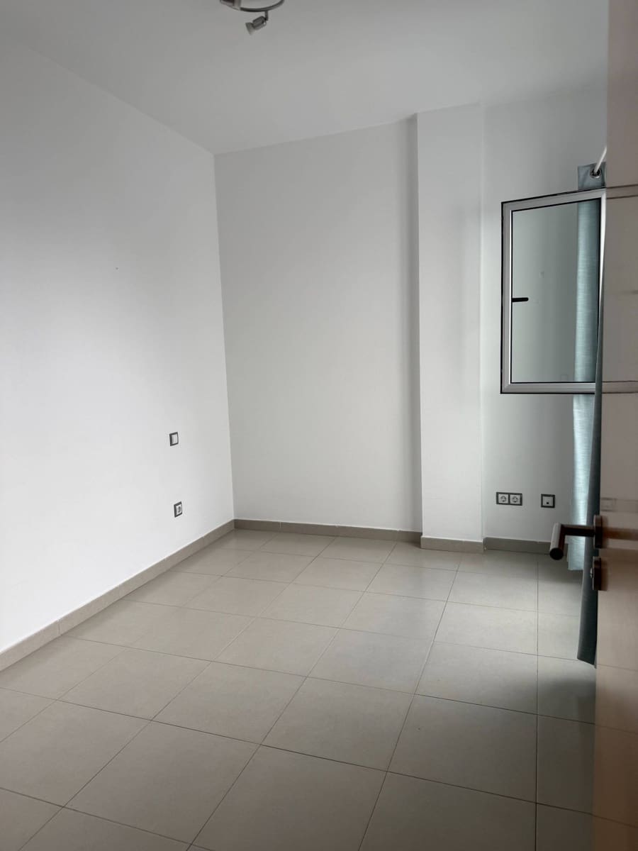 2 camera da letto Appartamento da affittare in Las Palmas de Gran Canaria con garage - 975 € (Rif: 9433409)