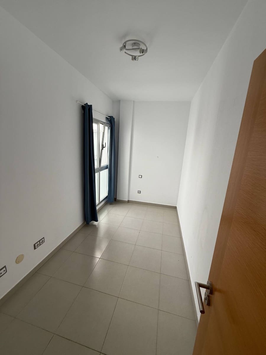 2 camera da letto Appartamento da affittare in Las Palmas de Gran Canaria con garage - 975 € (Rif: 9433409)