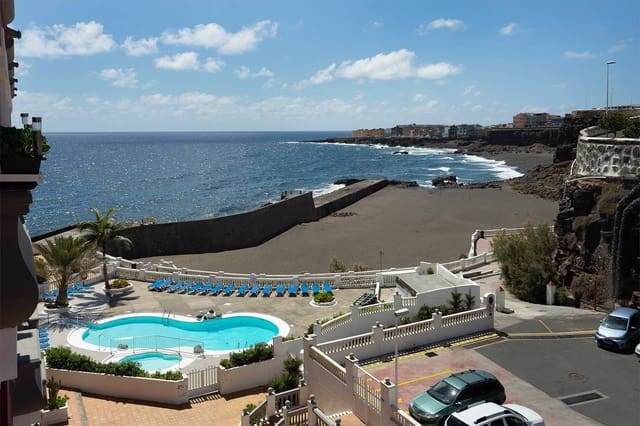 Piso de 3 habitaciones en Telde en venta con piscina garaje - 230.000 € (Ref: 9437822)