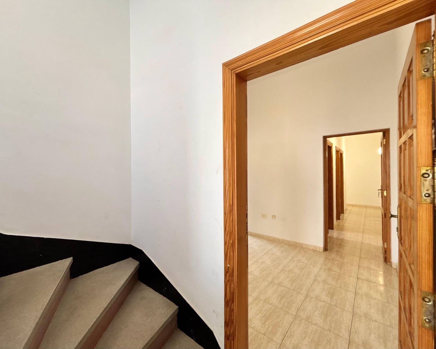 3 soveværelse Lejlighed til leje i Santa Cruz de Tenerife - € 1.100 (Ref: 9446340)