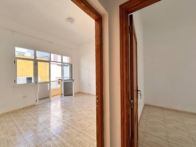 3 Zimmer Wohnung zu vermieten in Zona Rambla, Santa Cruz de Tenerife - 1.100 € (Ref: 9446340)