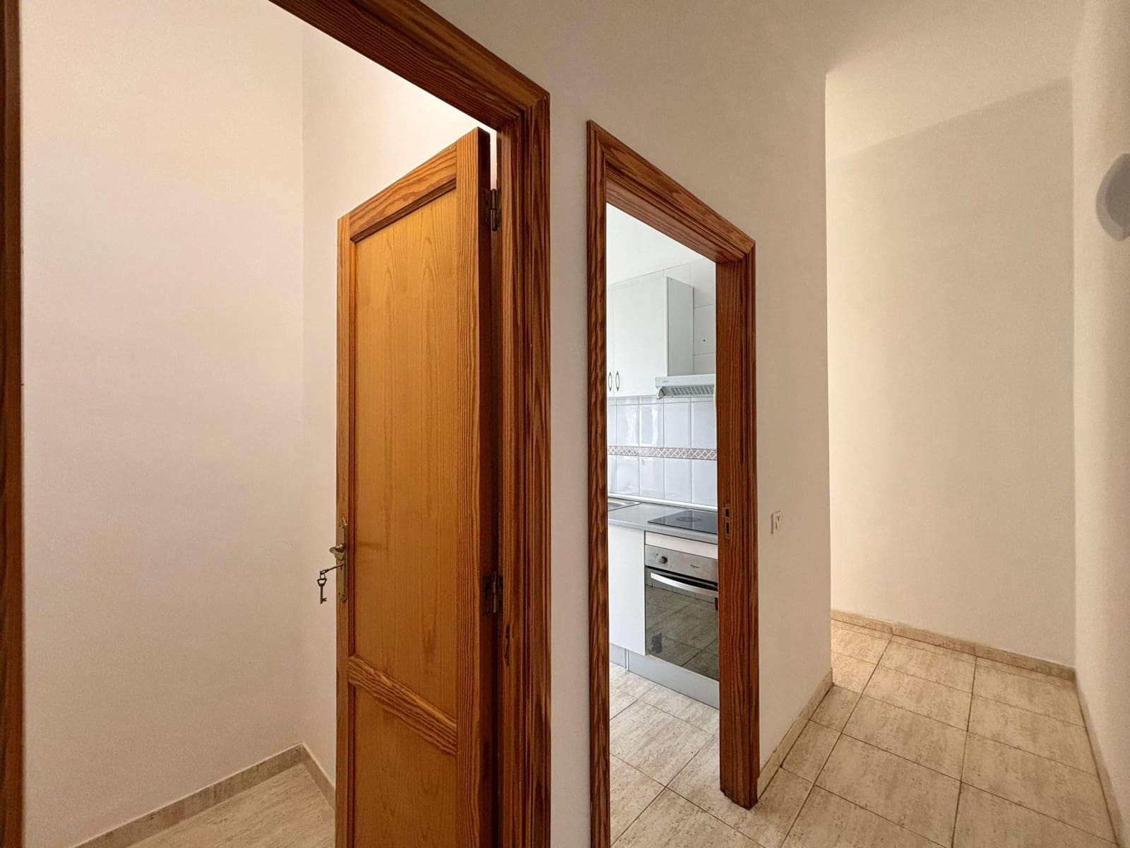 3 soveværelse Lejlighed til leje i Santa Cruz de Tenerife - € 1.100 (Ref: 9446340)