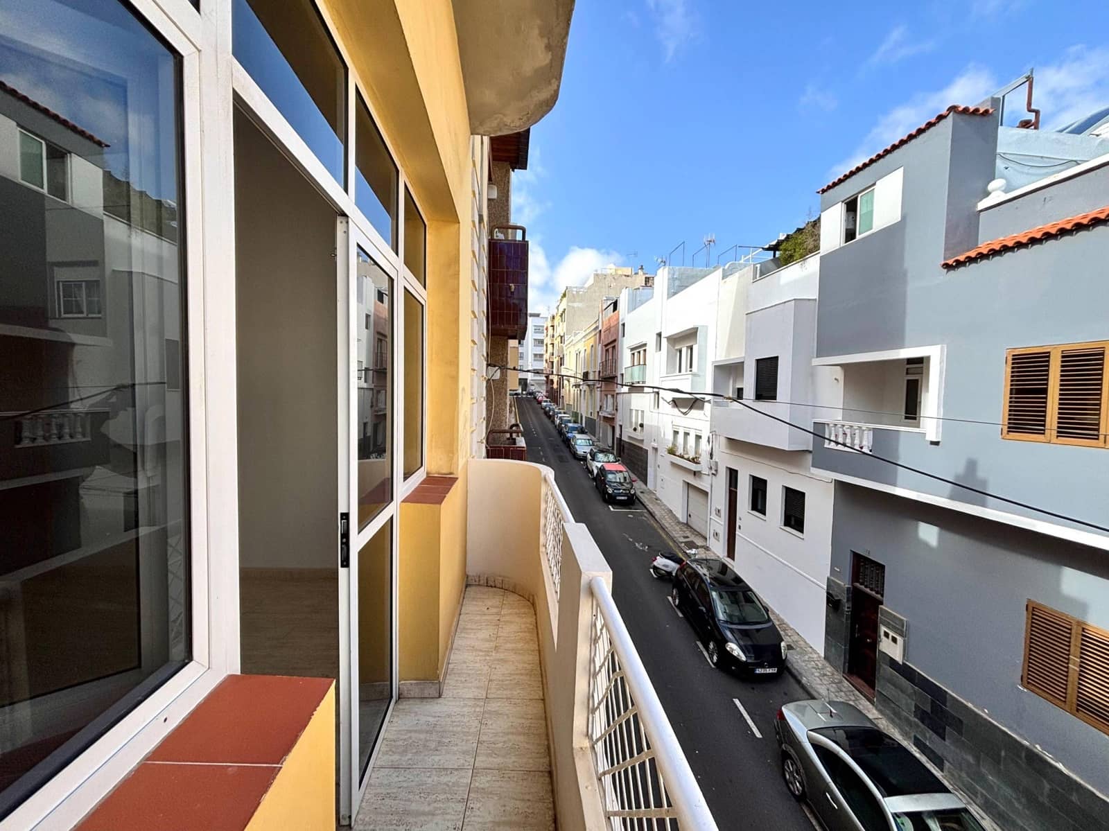 3 soveværelse Lejlighed til leje i Santa Cruz de Tenerife - € 1.100 (Ref: 9446340)