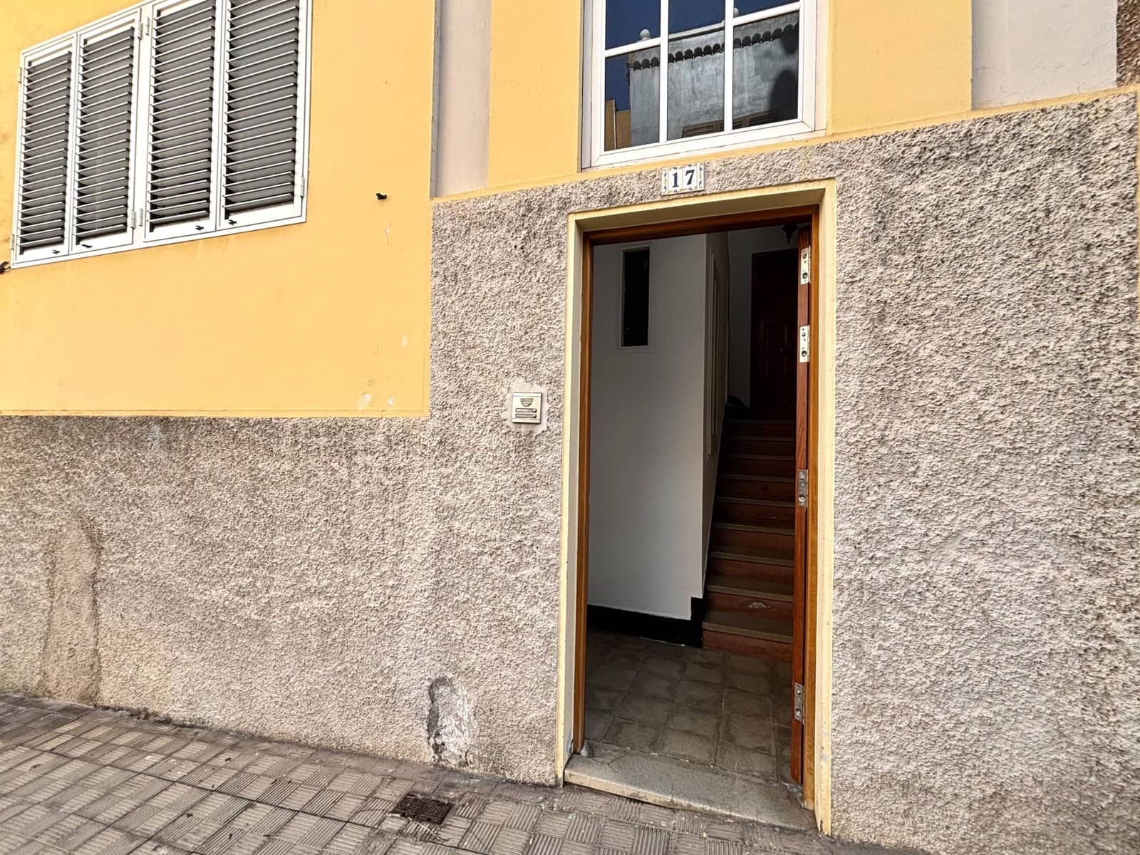 3 soveværelse Lejlighed til leje i Santa Cruz de Tenerife - € 1.100 (Ref: 9446340)