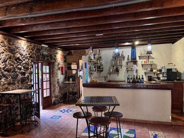 Empresa para arrendar em Güímar - 1 500 € (Ref: 9446341)