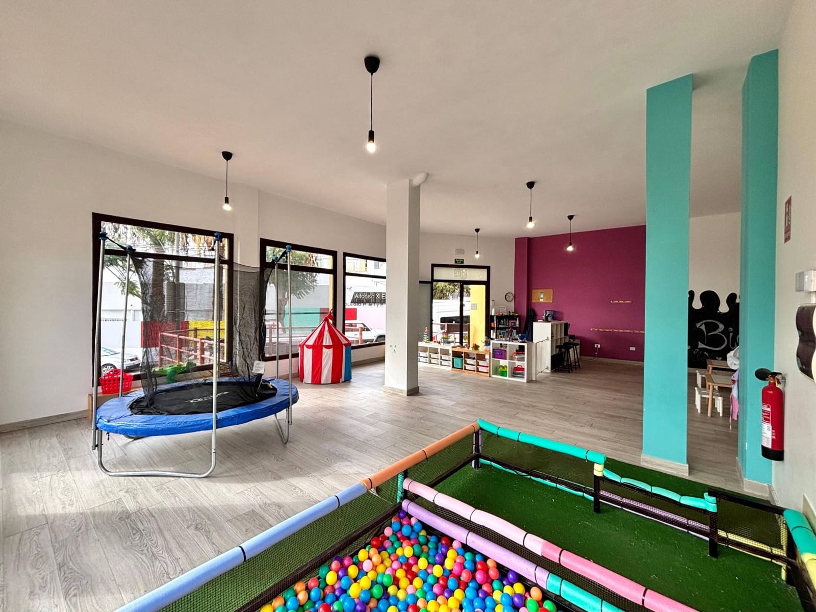 Empresa para arrendar em Guimar - 900 € (Ref: 9446342)