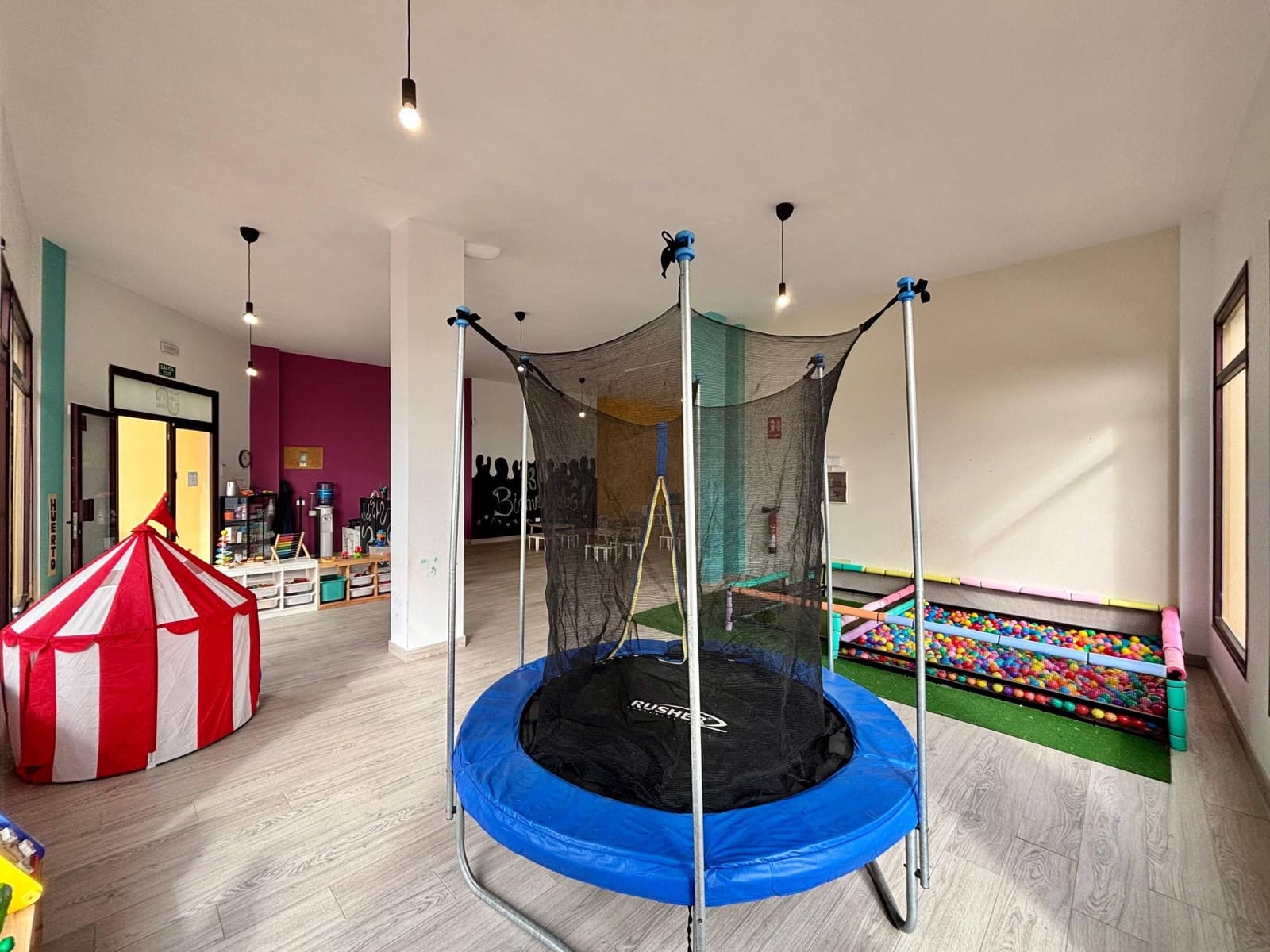 Empresa para arrendar em Guimar - 900 € (Ref: 9446342)