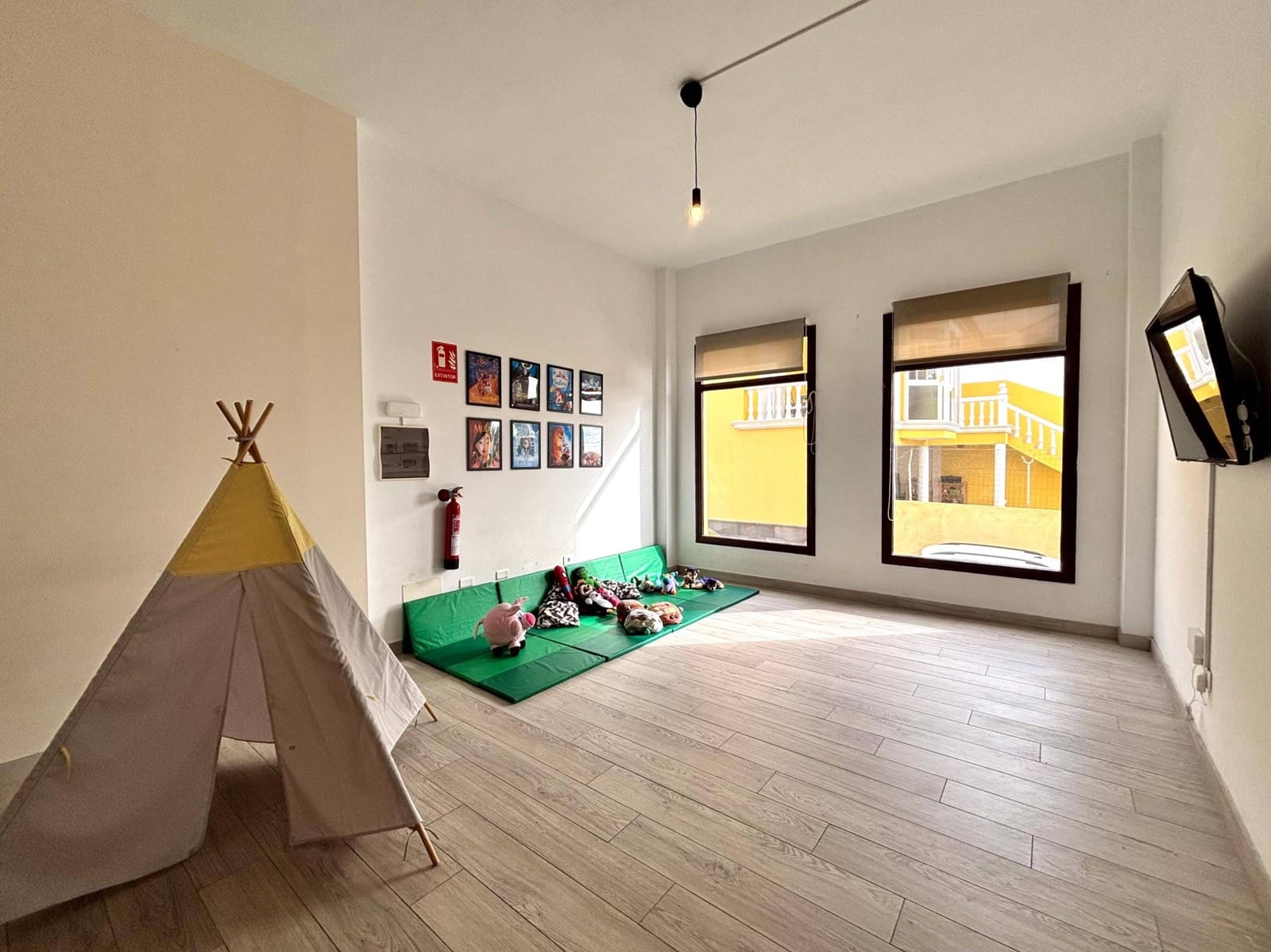 Empresa para arrendar em Guimar - 900 € (Ref: 9446342)