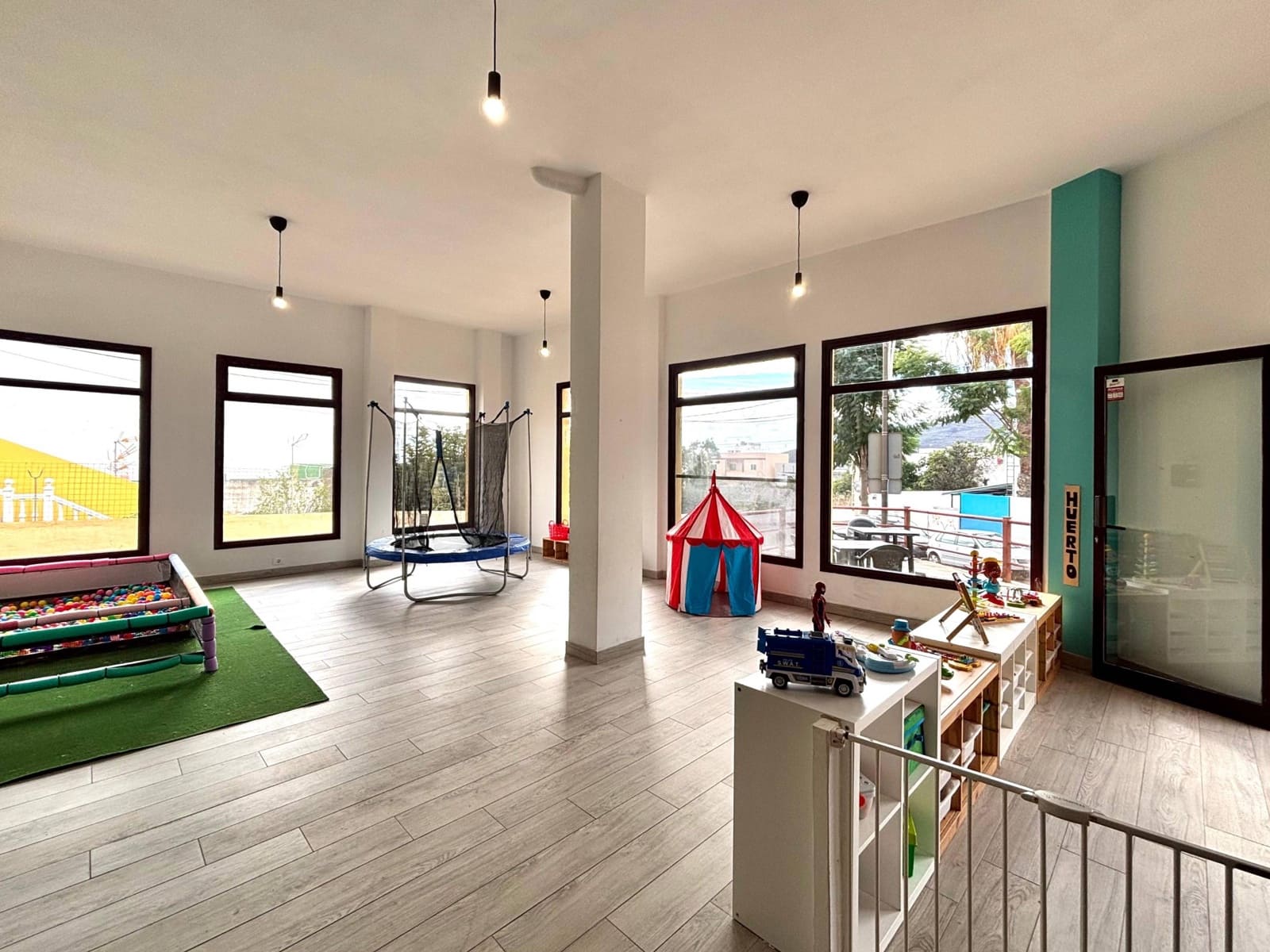 Empresa para arrendar em Guimar - 900 € (Ref: 9446342)