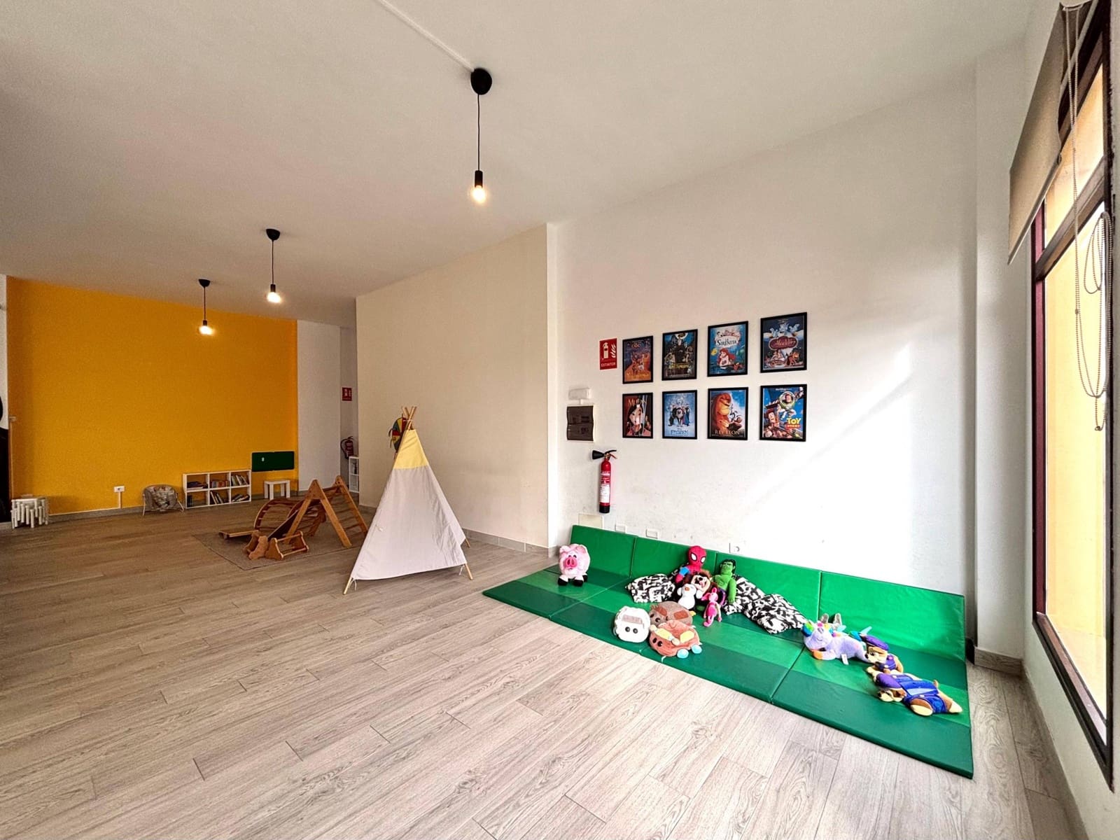 Empresa para arrendar em Guimar - 900 € (Ref: 9446342)