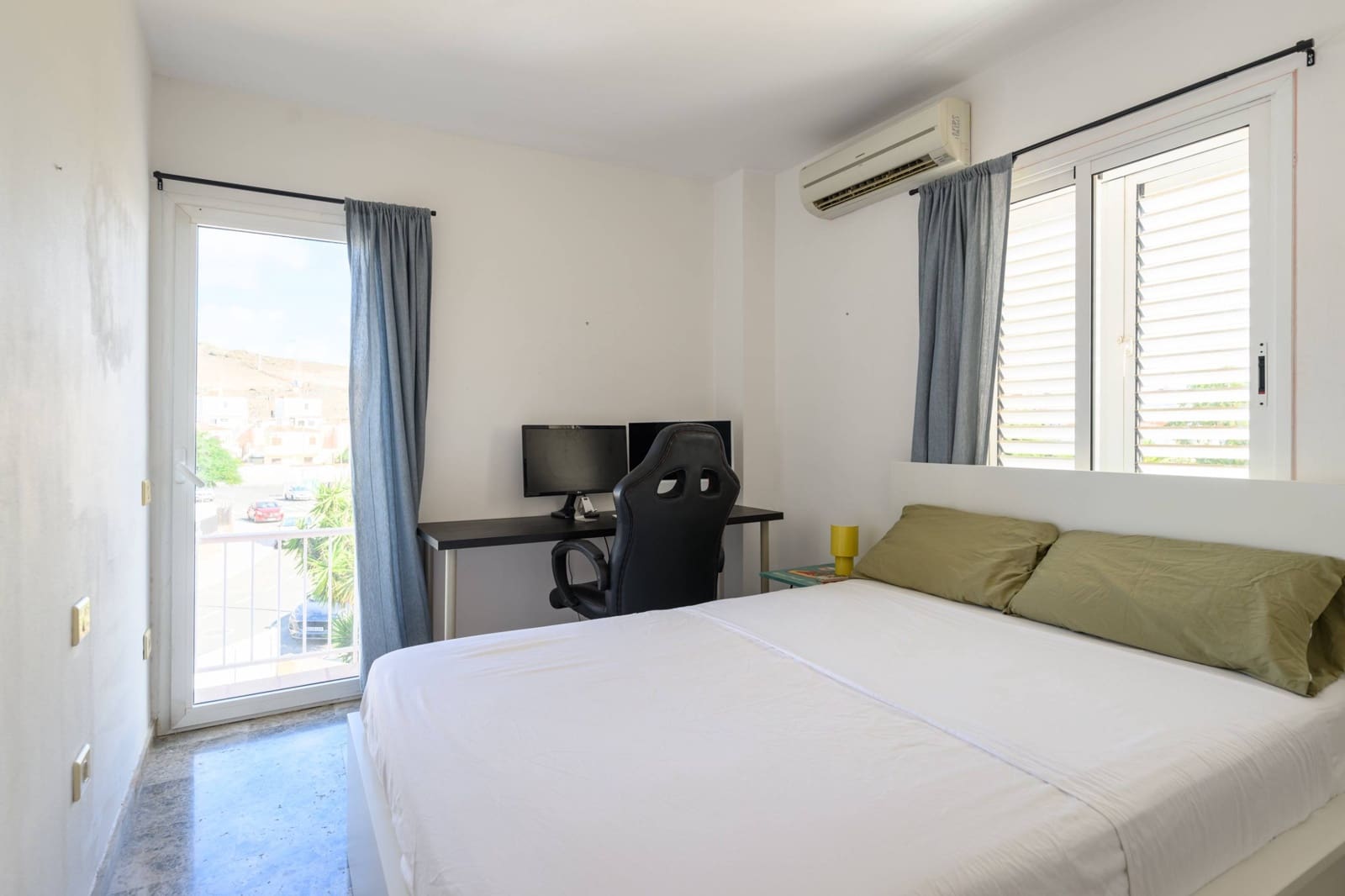 Casa de 5 habitaciones en San Bartolomé de Tirajana en venta - 590.000 € (Ref: 9446343)