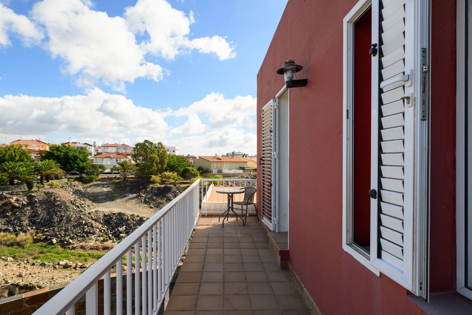 Casa de 5 habitaciones en San Bartolomé de Tirajana en venta - 590.000 € (Ref: 9446343)