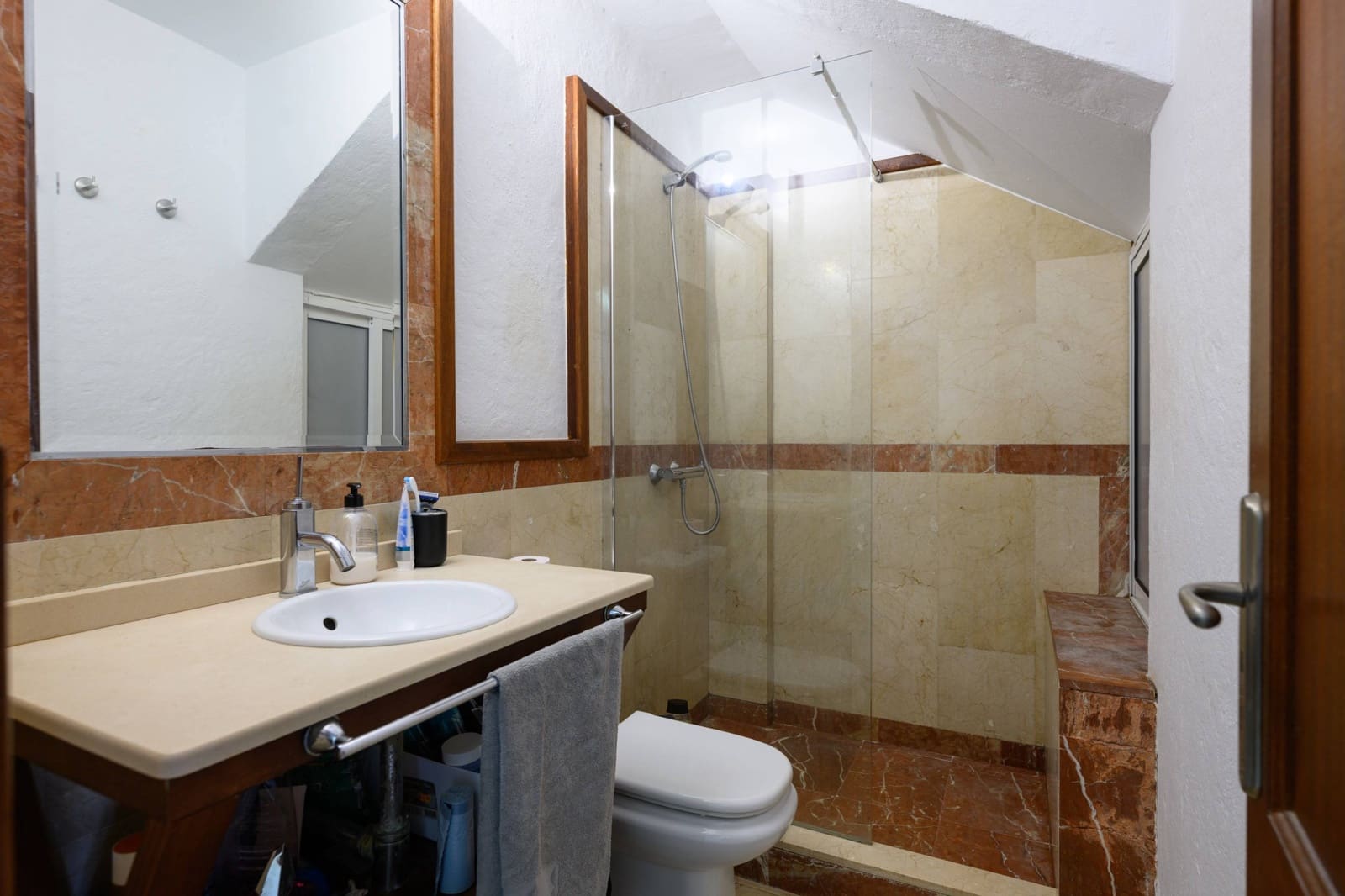 Casa de 5 habitaciones en San Bartolomé de Tirajana en venta - 590.000 € (Ref: 9446343)