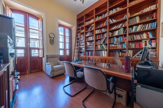 5 sovrum Takvåning till salu i Vegueta, Las Palmas de Gran Canaria - 449 000 € (Ref: 9449189)