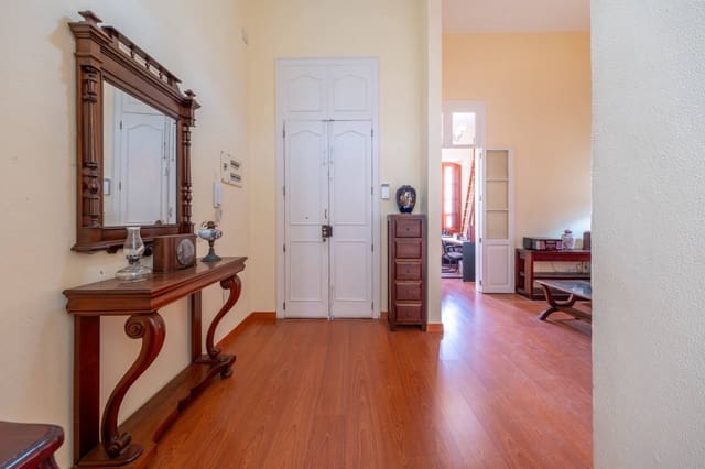 5 soveværelse Penthouse til salg i Vegueta, Las Palmas de Gran Canaria - € 449.000 (Ref: 9449189)