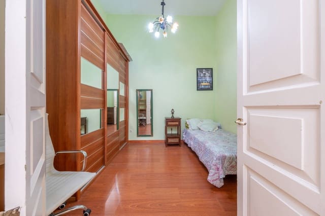 5 chambre Penthouse à vendre à Vegueta, Las Palmas de Gran Canaria - 449 000 € (Ref: 9449189)