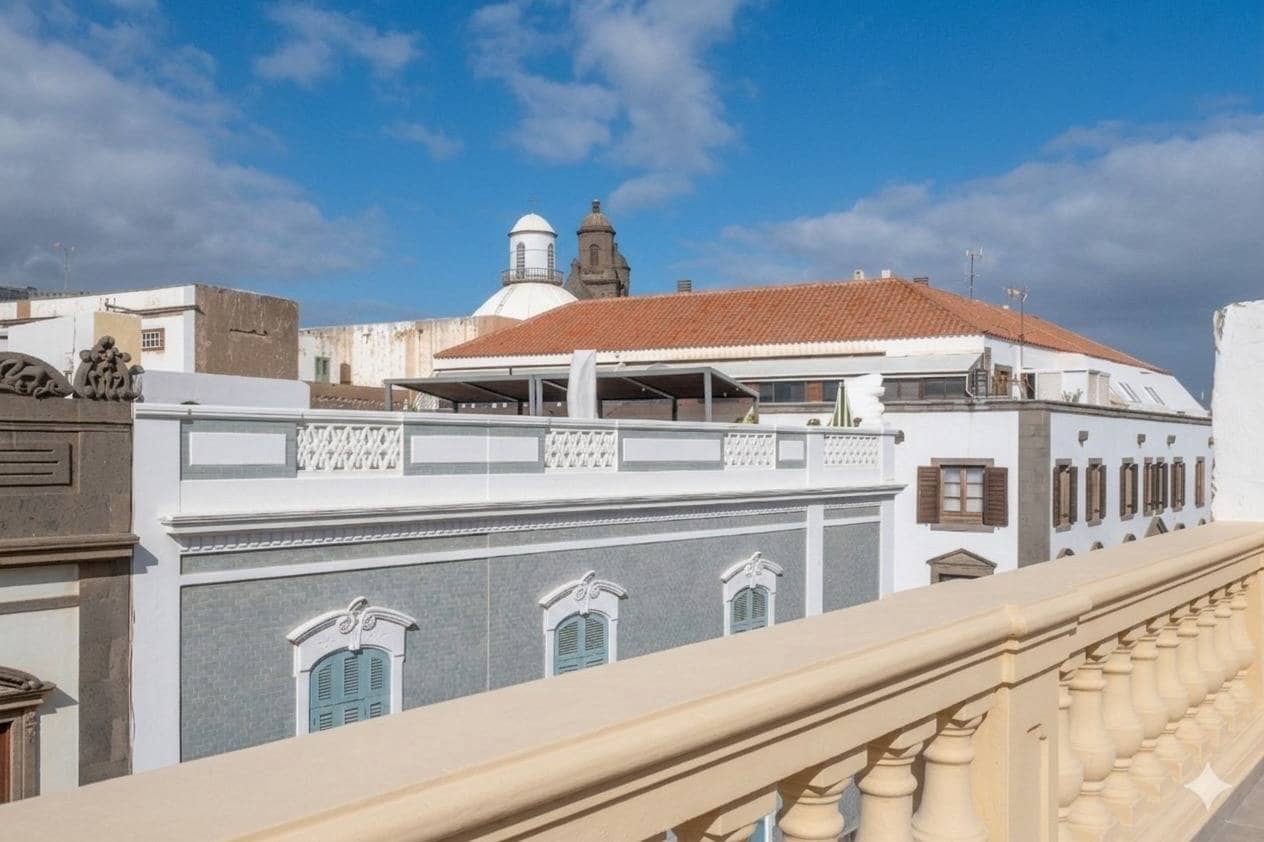 5 bedroom Penthouse for sale in Las Palmas de Gran Canaria - € 420,000 (Ref: 9449189)