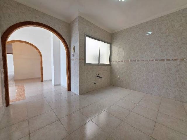 3 slaapkamer Flat te koop in Arucas met garage - € 160.000 (Ref: 9452133)