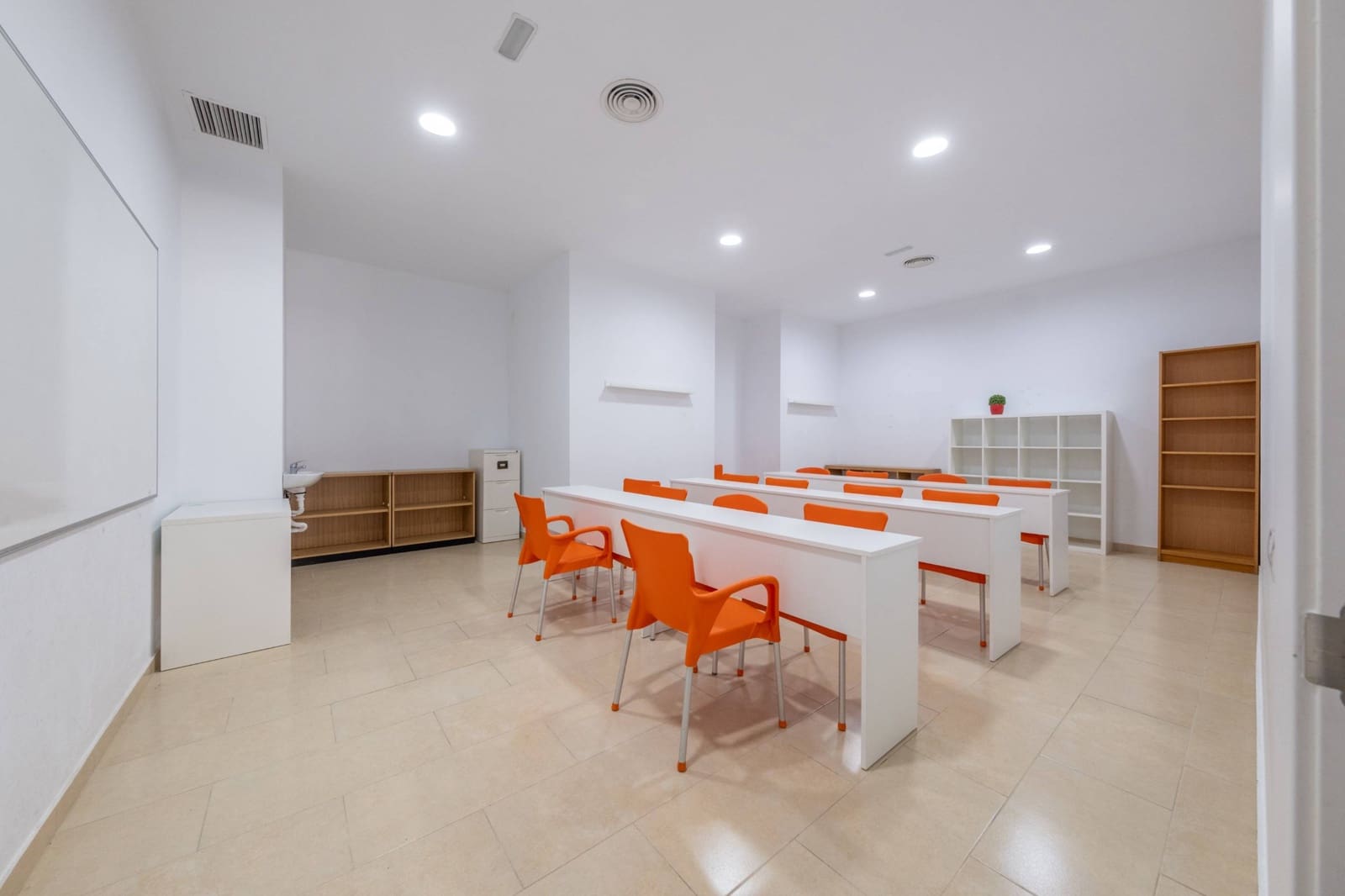 3 Zimmer Gewerbe zu verkaufen in Santa Lucia de Tirajana - 198.500 € (Ref: 9462089)