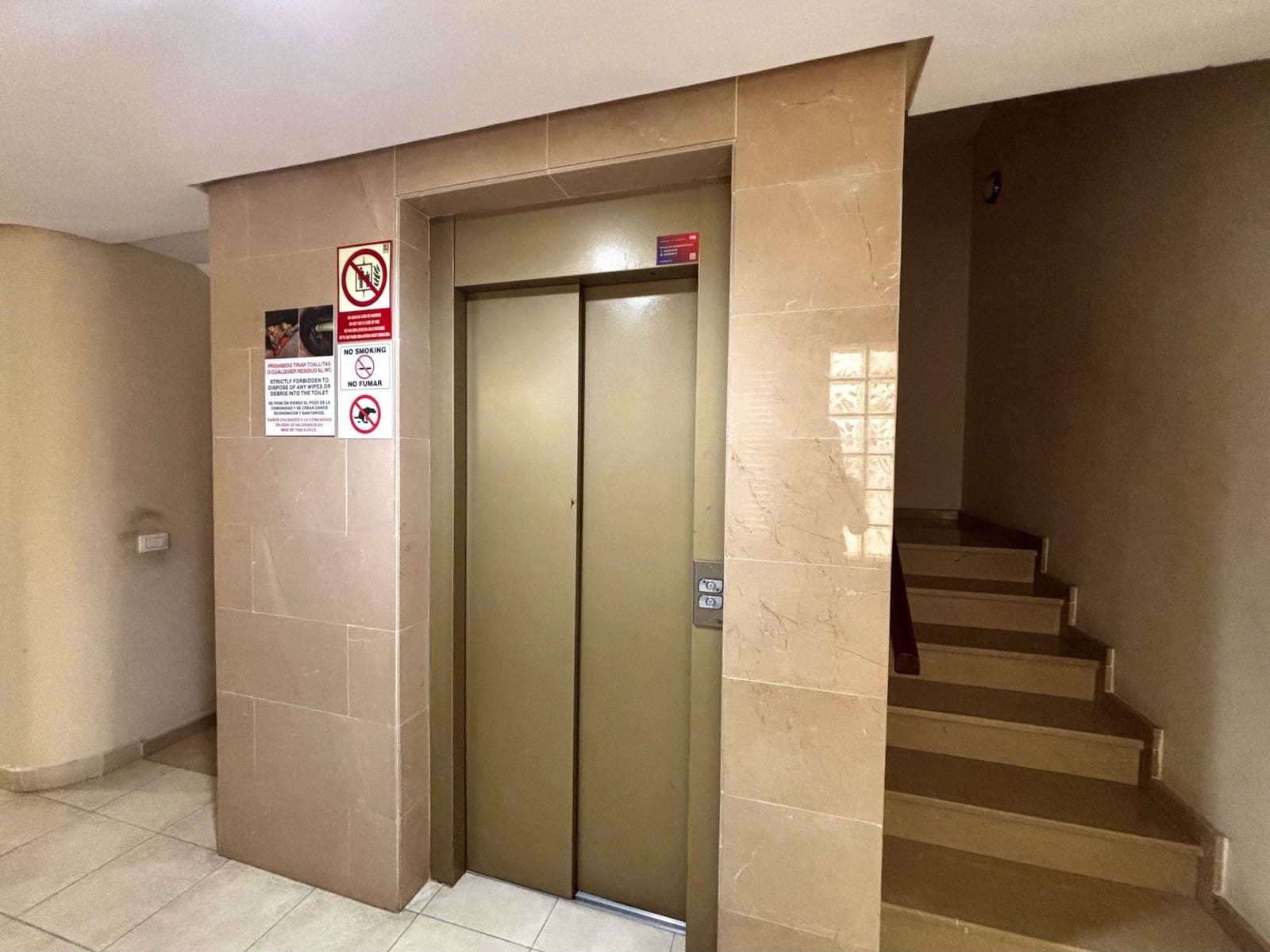 2 slaapkamer Flat te koop in La Camella met garage - € 209.800 (Ref: 9465762)