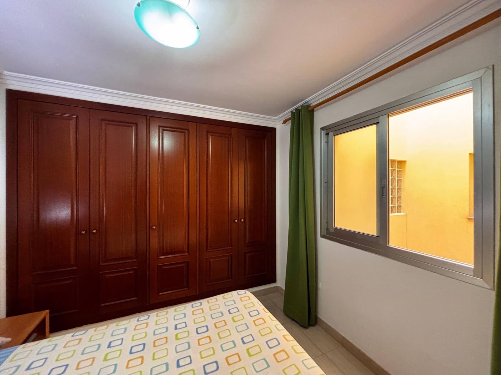 2 slaapkamer Flat te koop in La Camella met garage - € 209.800 (Ref: 9465762)