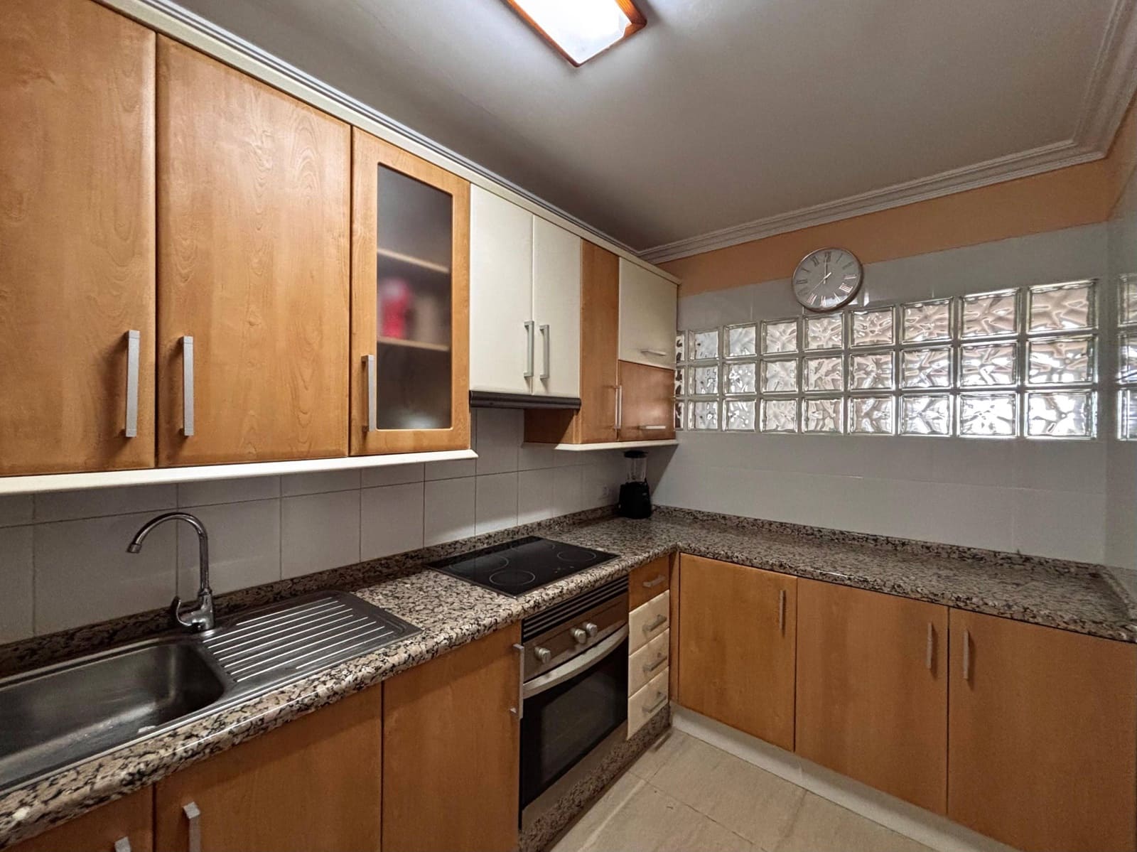 2 slaapkamer Flat te koop in La Camella met garage - € 209.800 (Ref: 9465762)