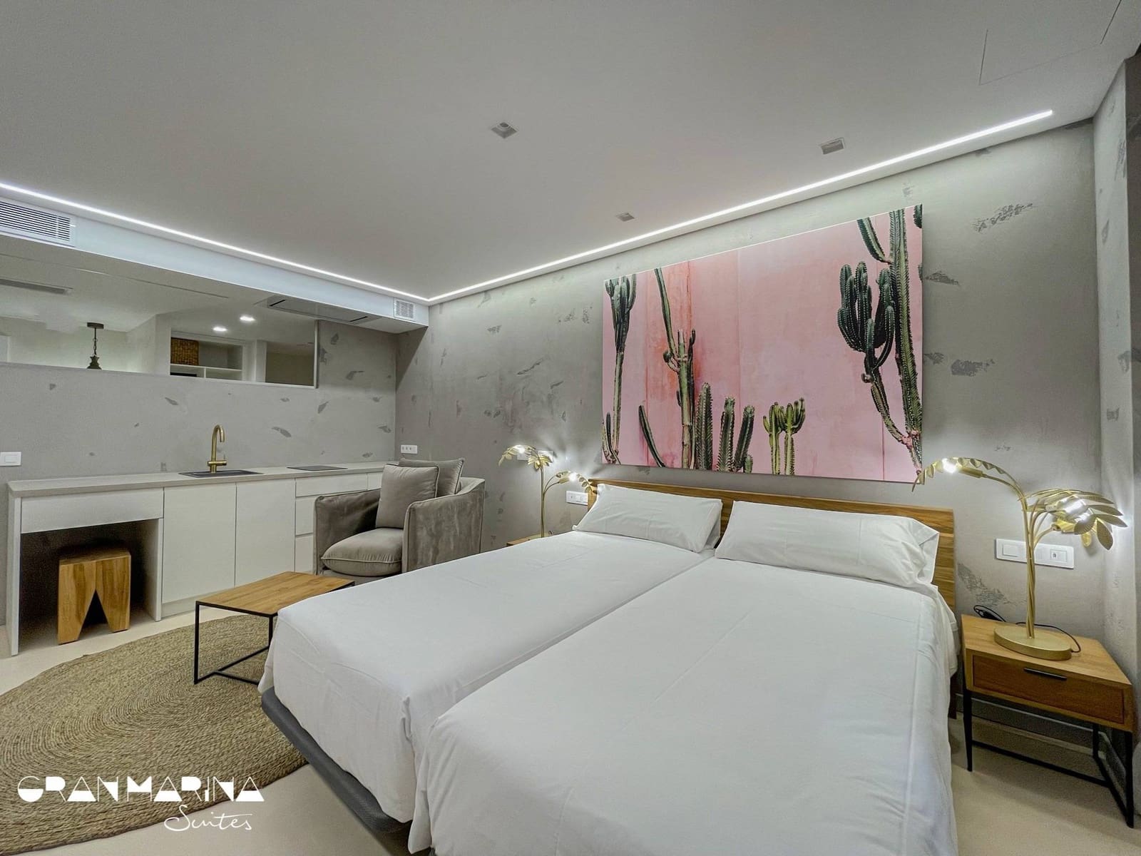 15 soveværelse Erhverv til salg i Las Palmas de Gran Canaria - € 3.500.000 (Ref: 9465763)