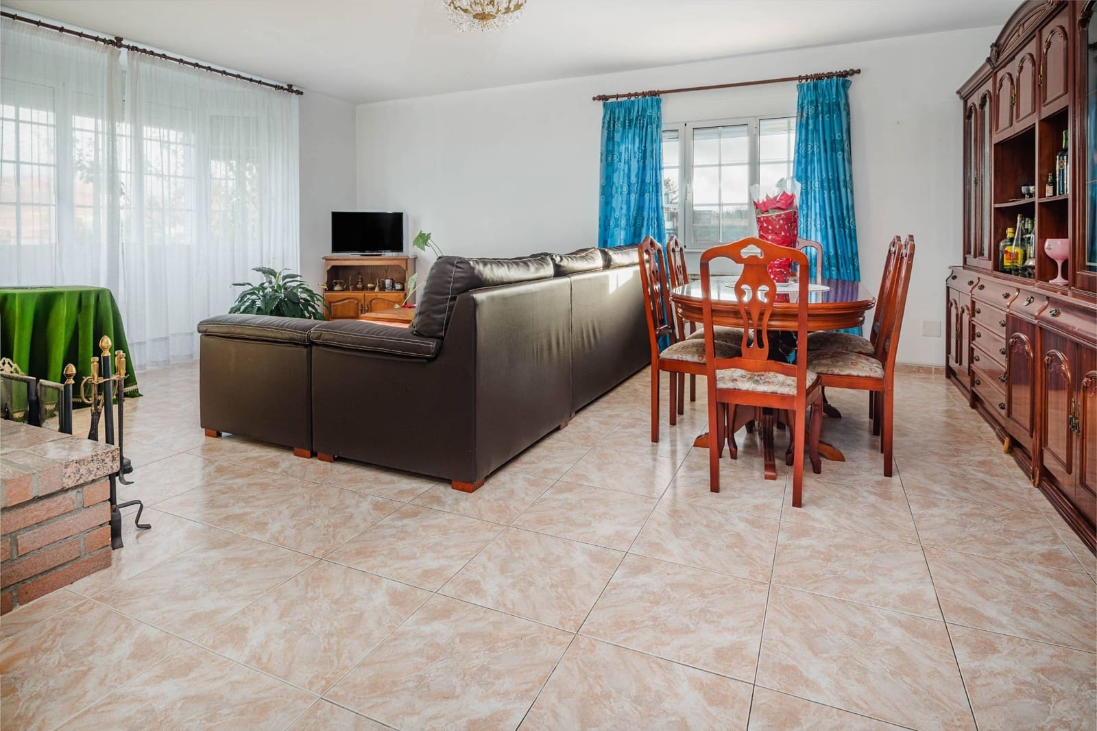 4 slaapkamer Villa te koop in Ribadumia met garage - € 375.000 (Ref: 9470376)