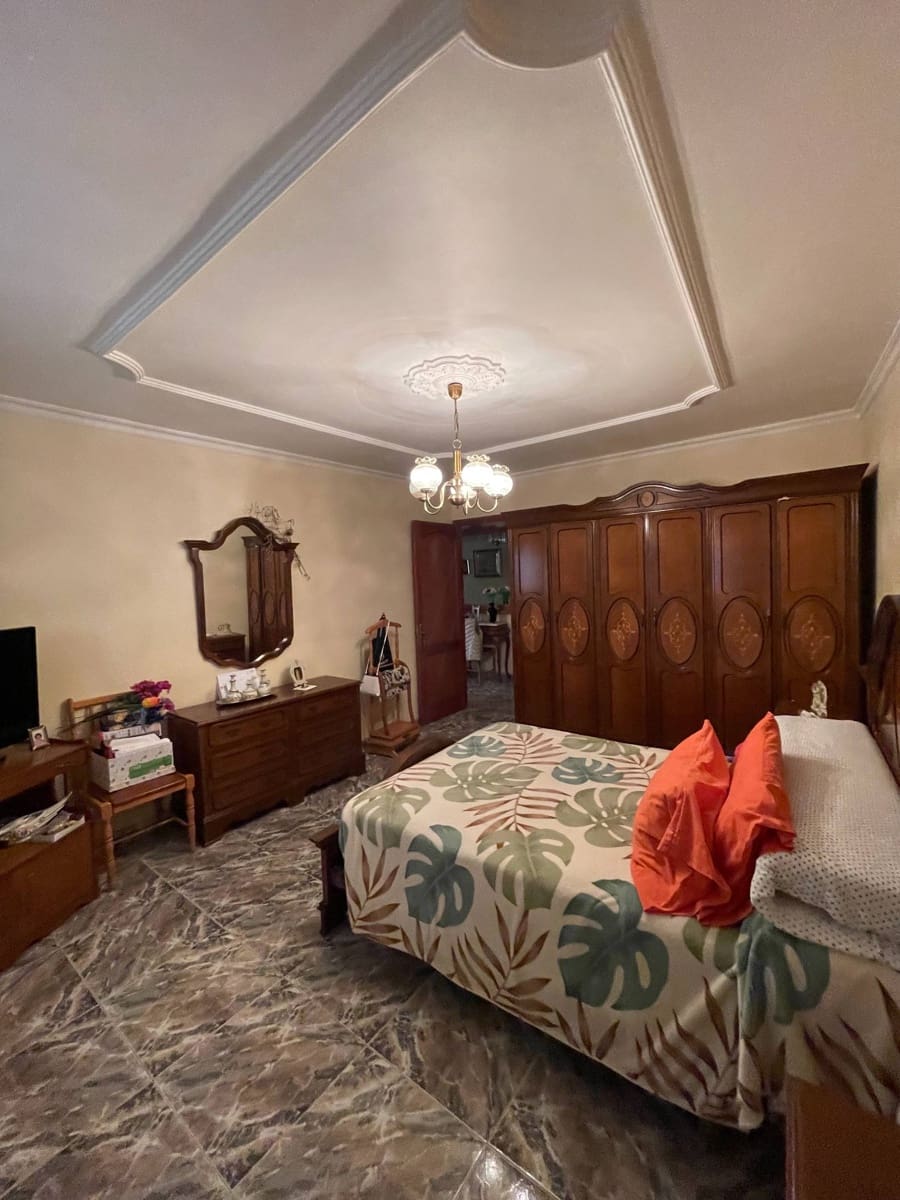 3 bedroom Flat for sale in Telde - € 150,000 (Ref: 9470377)