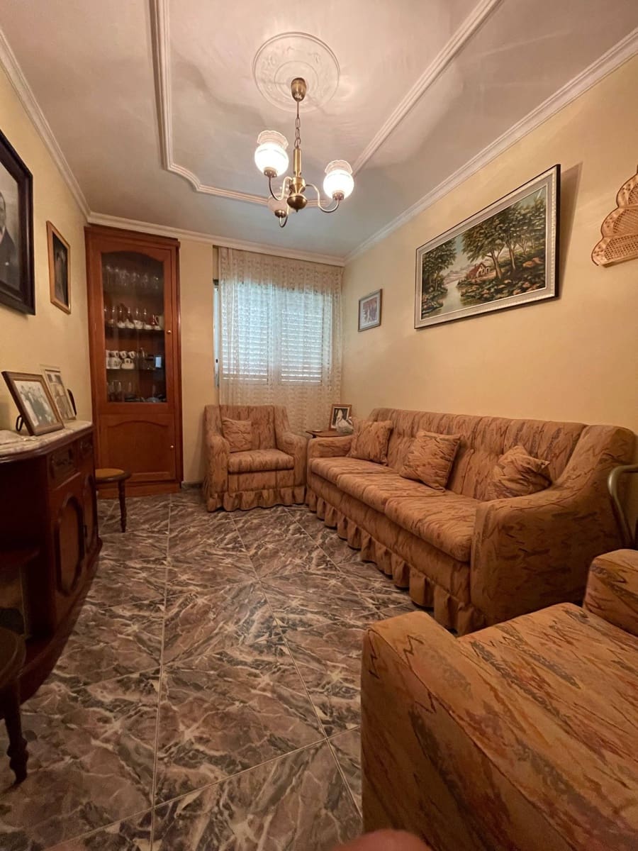 3 bedroom Flat for sale in Telde - € 150,000 (Ref: 9470377)