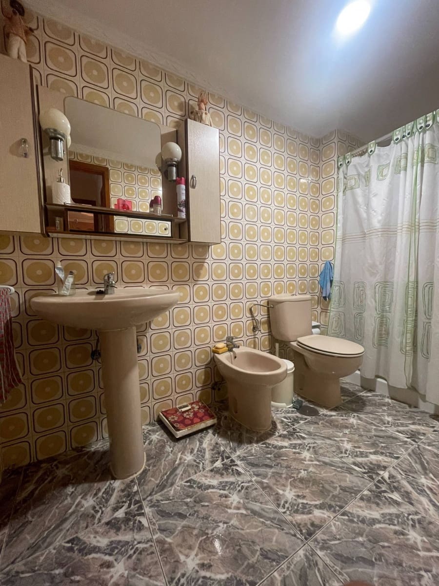 3 bedroom Flat for sale in Telde - € 150,000 (Ref: 9470377)