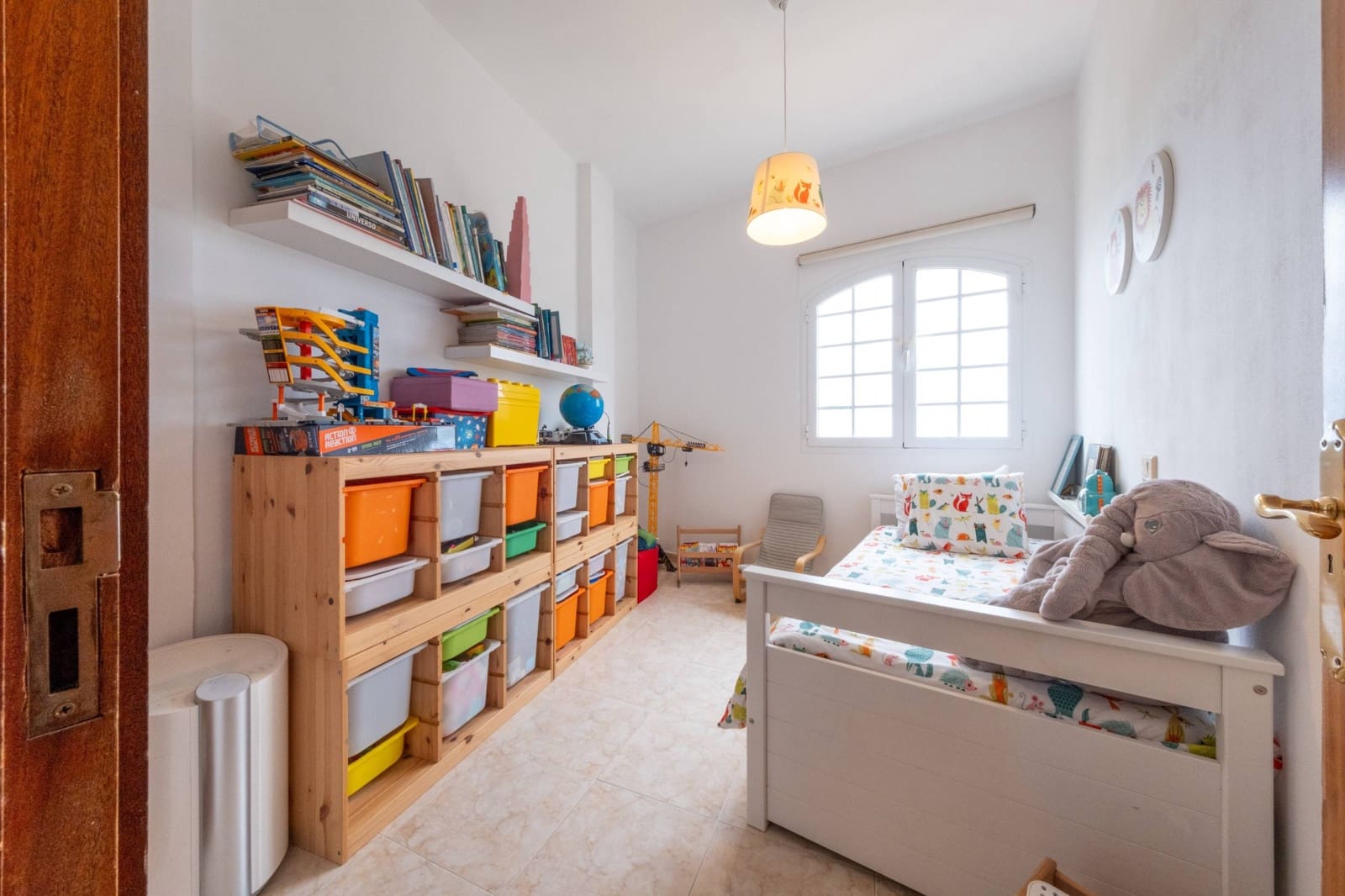 4 bedroom Apartment for sale in Las Palmas de Gran Canaria with garage - € 265,000 (Ref: 9474203)