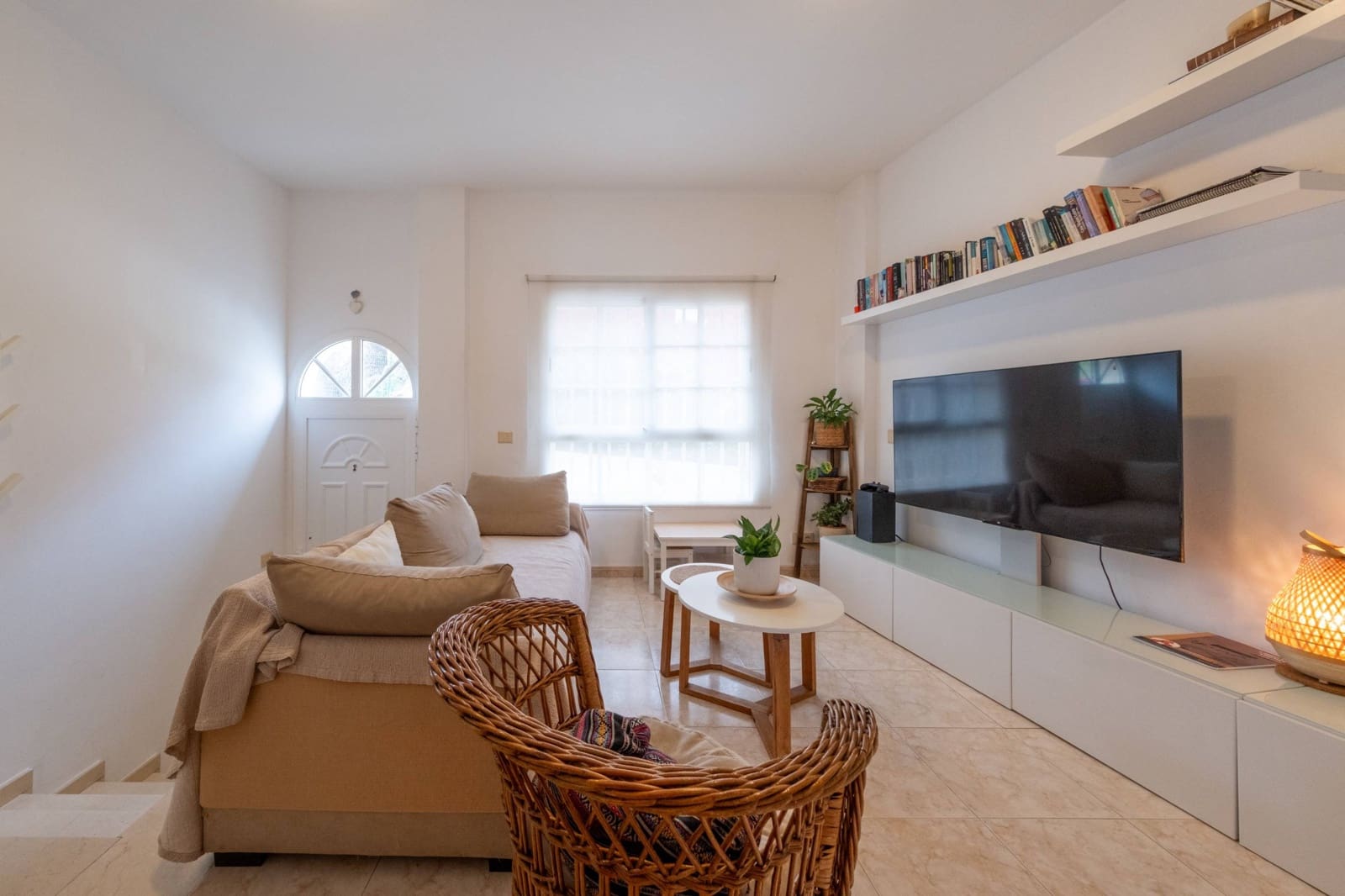 4 bedroom Apartment for sale in Las Palmas de Gran Canaria with garage - € 265,000 (Ref: 9474203)