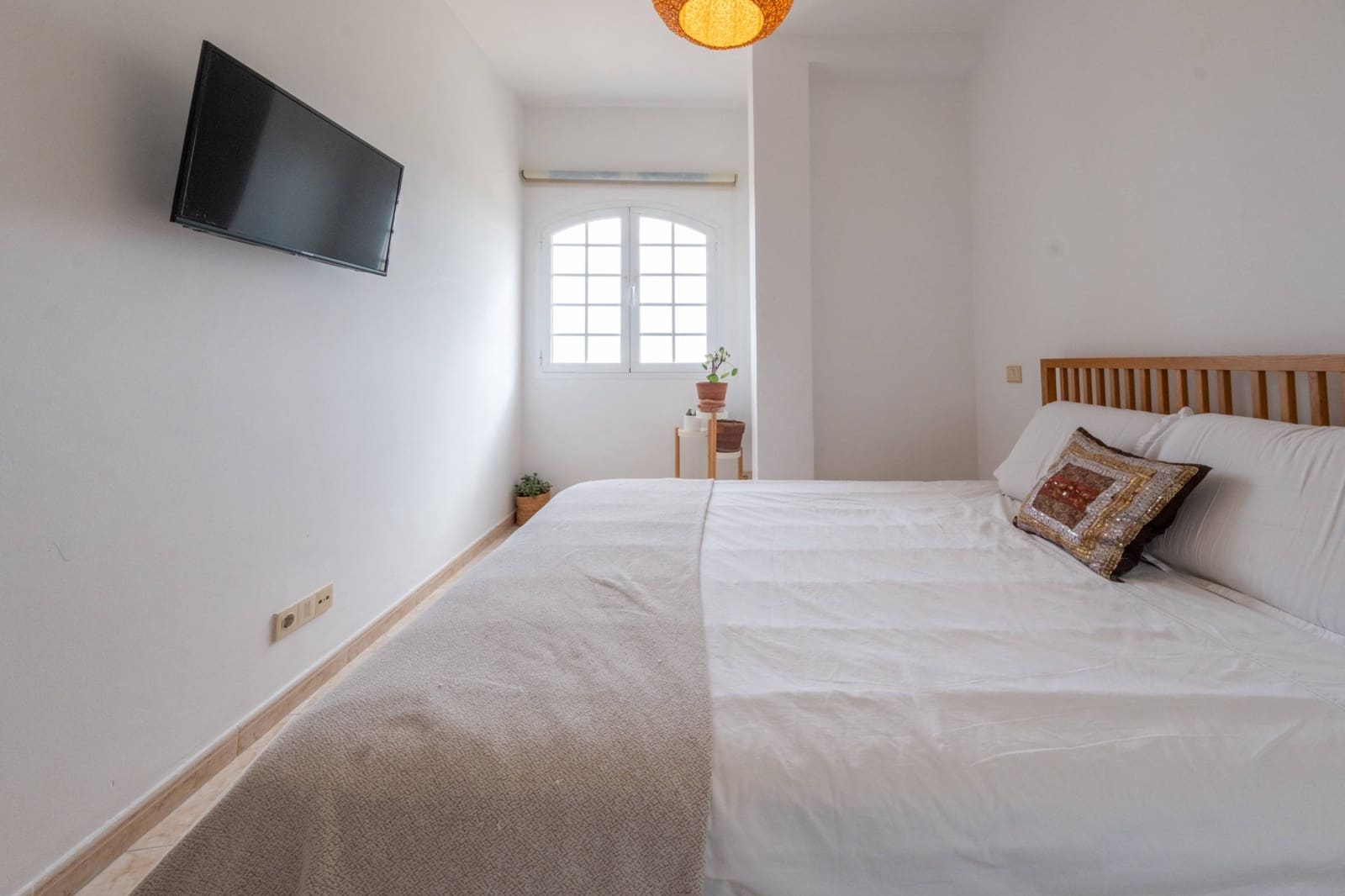 4 bedroom Apartment for sale in Las Palmas de Gran Canaria with garage - € 265,000 (Ref: 9474203)