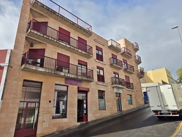 Kaupallinen myytävänä paikassa Tamaraceite, Las Palmas de Gran Canaria - 149 000 € (Ref: 9491454)