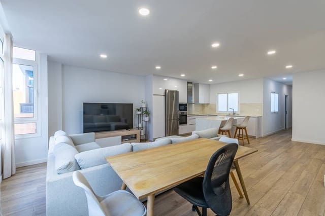 Piso de 3 habitaciones en Guanarteme, Las Palmas de Gran Canaria en alquiler - 1.500 € (Ref: 9497192)