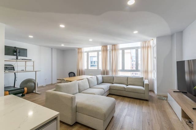 Piso de 3 habitaciones en Guanarteme, Las Palmas de Gran Canaria en alquiler - 1.500 € (Ref: 9497192)