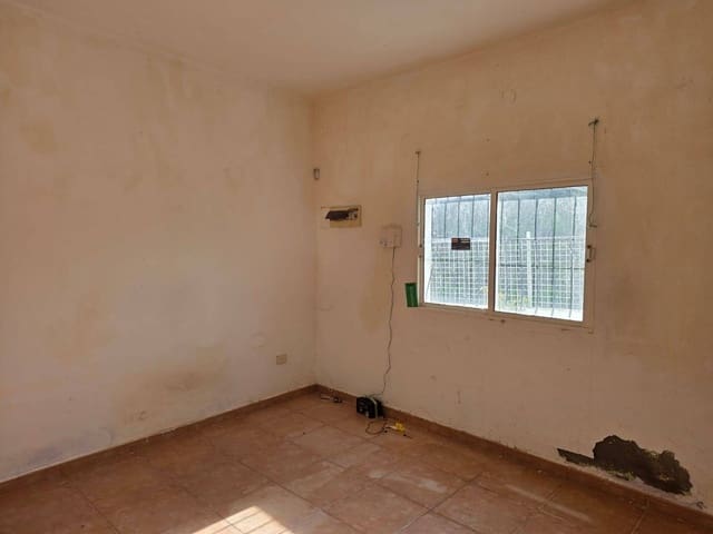 3 bedroom Flat for sale in Tenoya, Las Palmas de Gran Canaria - € 86,000 (Ref: 9497194)