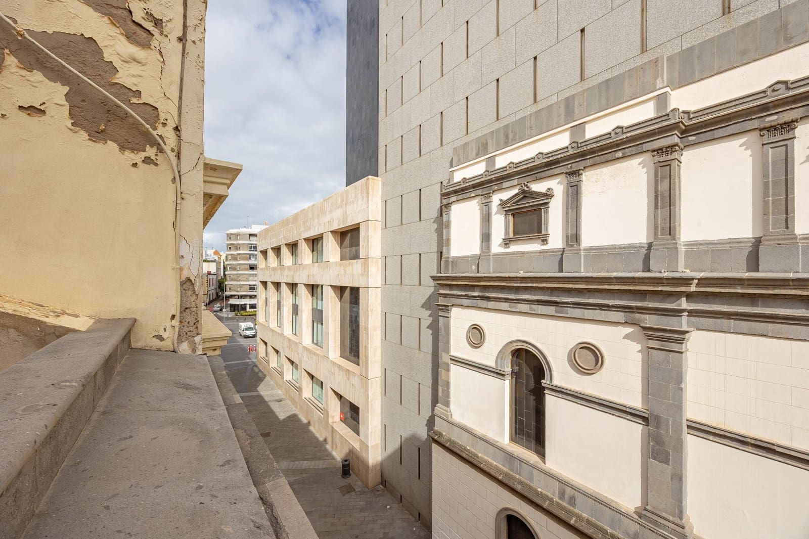 Local Comercial en Las Palmas de Gran Canaria en venta - 2.800.000 € (Ref: 9497703)