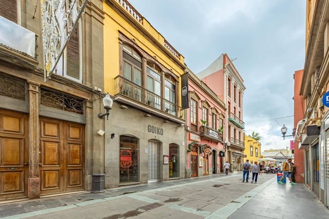 Comercial para venda em Vegueta, Las Palmas de Gran Canaria - 2 300 000 € (Ref: 9497703)